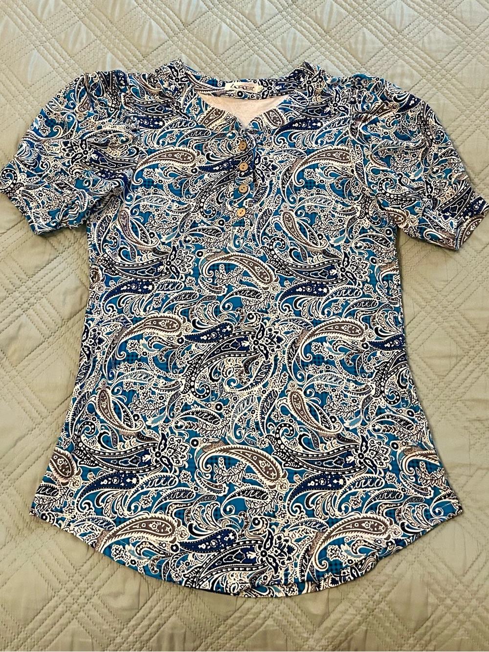 Women’s Blue Paisley Puff Sleeve Top, Size Small, EUC